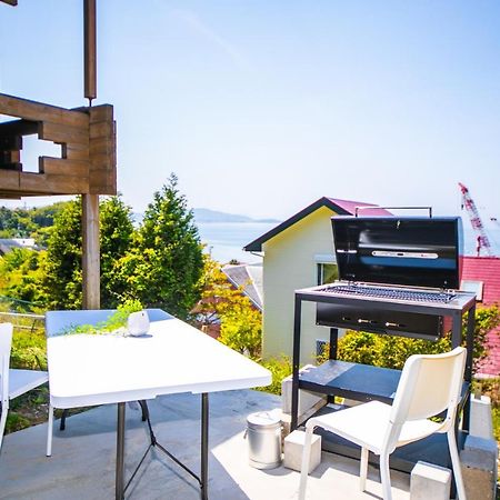 Awaji Seaside Log House In Goshiki 1 Villa Sumoto Exterior photo
