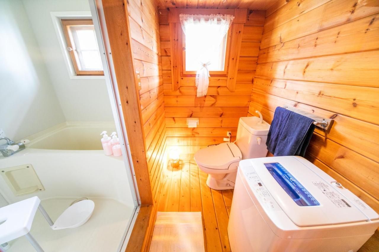 Awaji Seaside Log House In Goshiki 1 Villa Sumoto Exterior photo